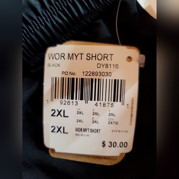 Reebok Speedwick Woman's Shorts Color Black Size 2XL NWT - Picture 12 of 12